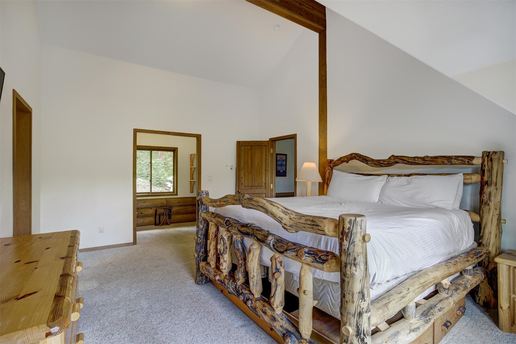 963 Range Road Breckenridge, CO 80424 - Photo 15 of 33 Master bedroom with king size bed and large closet.