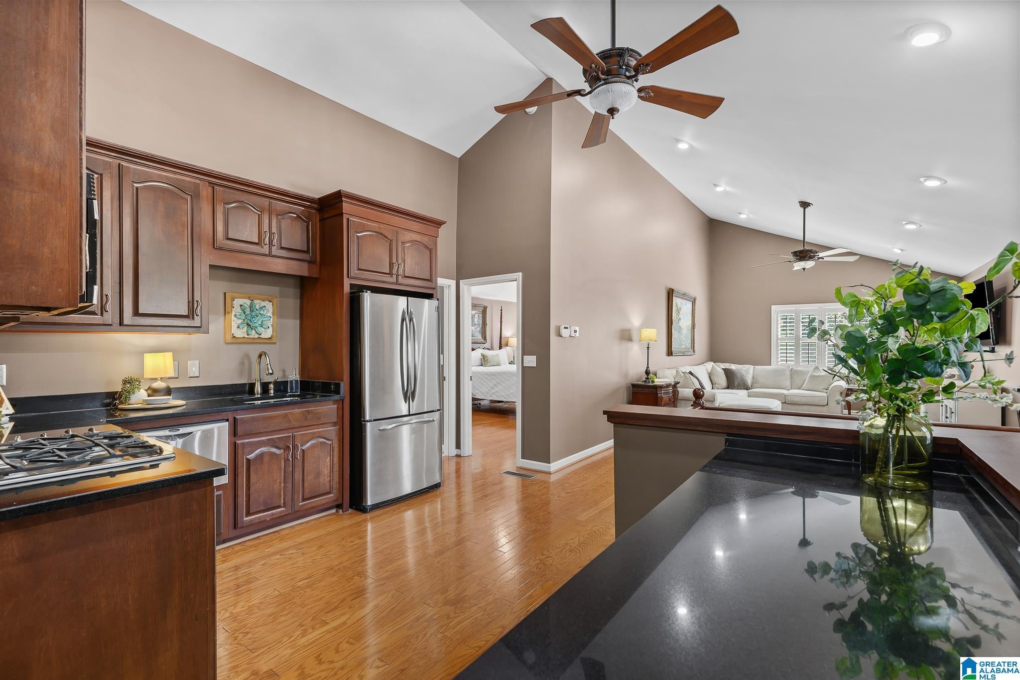 1417 Round Hl Road Vestavia Hills, AL 35216 - Photo 36 of 70 Gallery Image 36