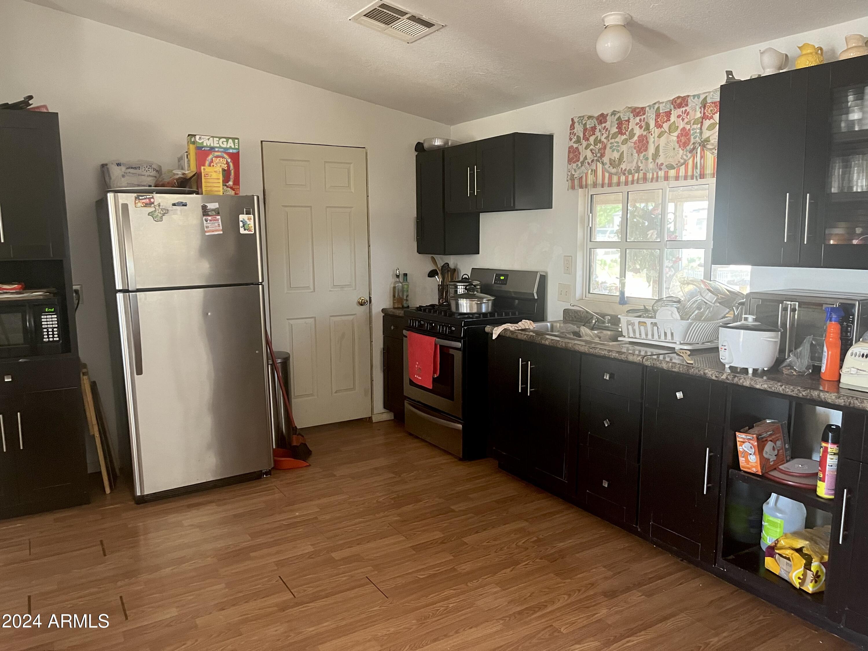 1545 East 20th Street Douglas, AZ 85607 - Photo 6 of 9 Kitchen IMG_0789