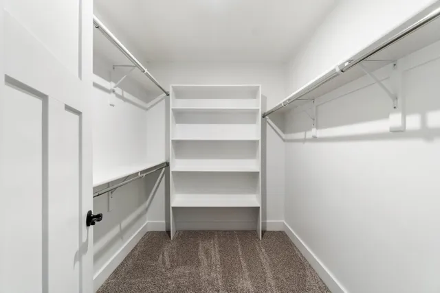 $449,900 | 4040 Aviara Oaks Parkway, Jackson, MI 49201