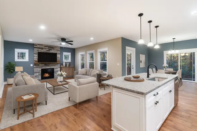 $449,900 | 4040 Aviara Oaks Parkway, Jackson, MI 49201