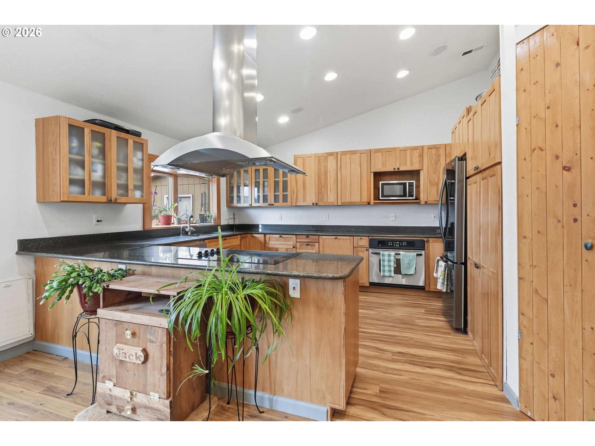 1137 Ash Grove Loop Creswell, OR 97426 - Photo 7 of 38