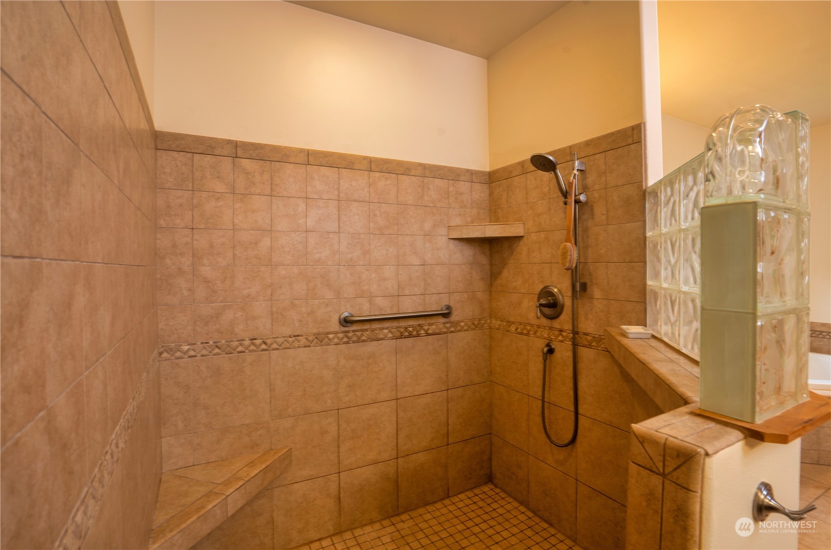 715 Palo Alto Road Sequim, WA 98382 - Photo 19 of 40 a bathroom with a shower