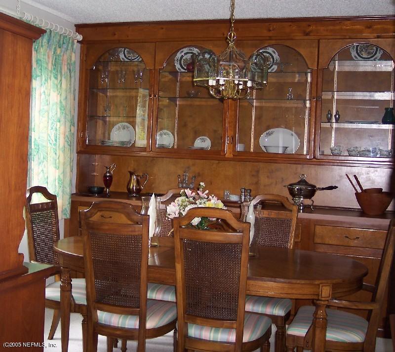 1901 Strickland Road Neptune Beach, FL 32266 - Photo 2 of 14 DINING ROOM