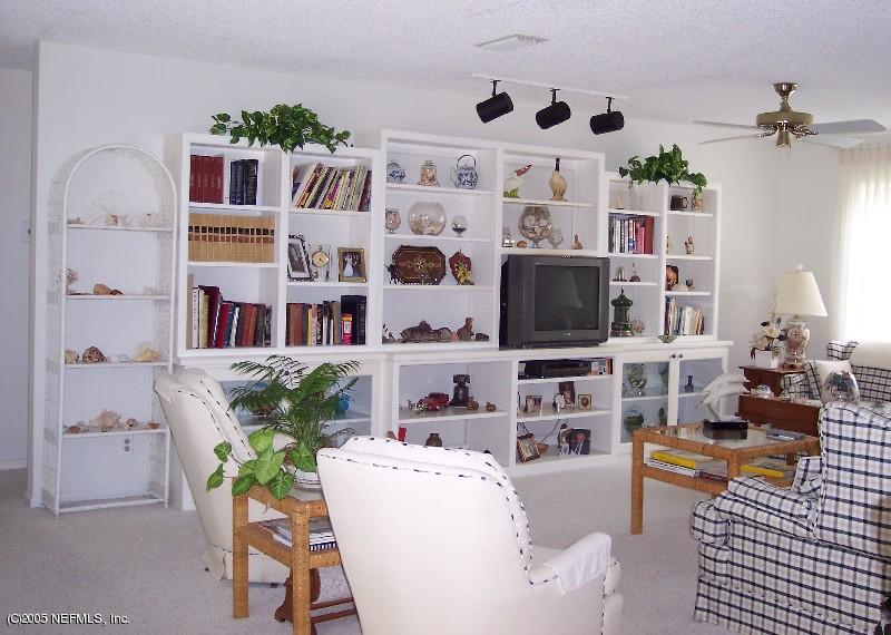 1901 Strickland Road Neptune Beach, FL 32266 - Photo 5 of 14 LIVING ROOM3
