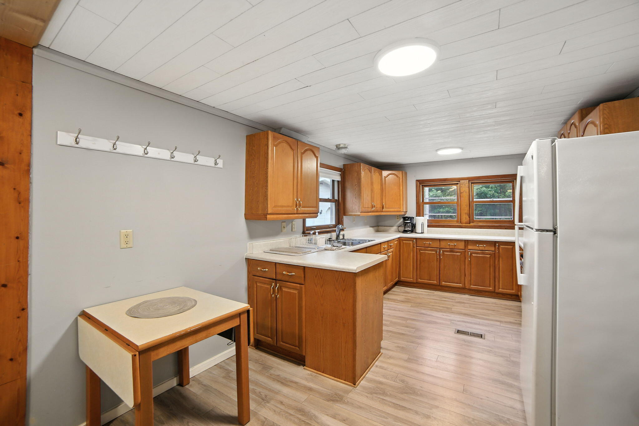 7885 West Fox Road Mears, MI 49436 - Photo 9 of 35 9-web-or-mls-IMG_1366 Evan Stover