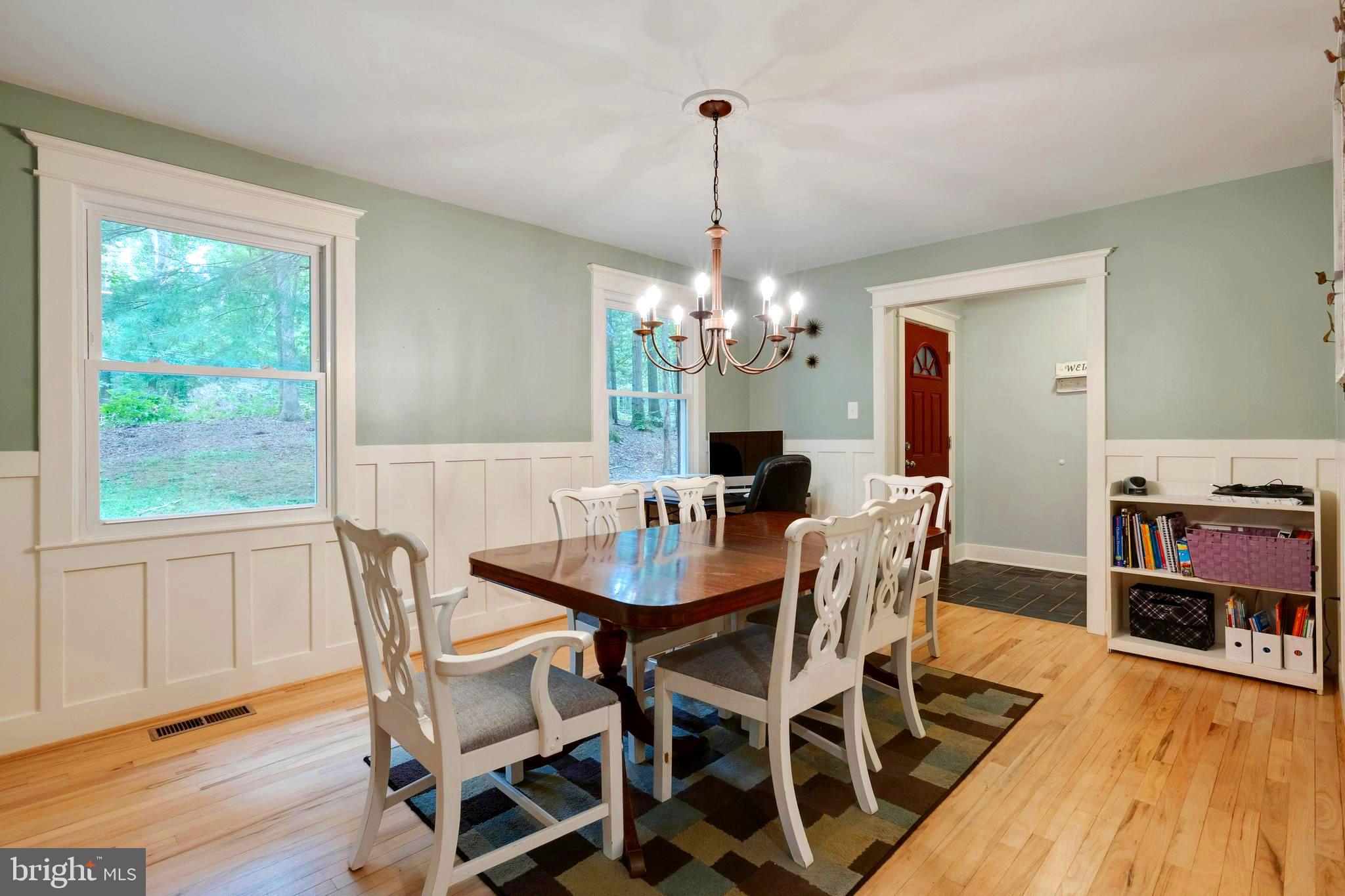 6384 Yates Ford Road Manassas, VA 20111 - Photo 5 of 28 Gallery Image 5