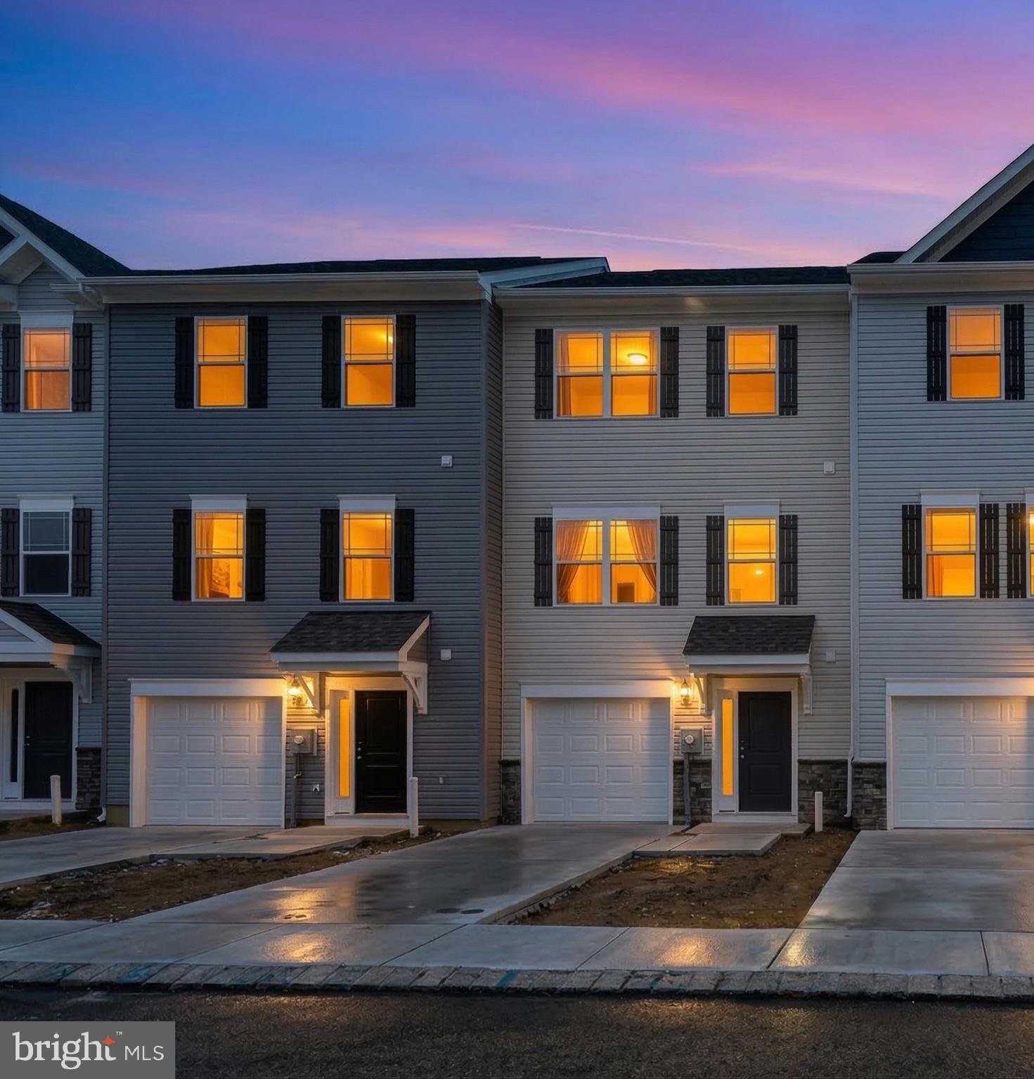 2 Victorian Way West Deptford, NJ 08096 - Photo 2 of 19