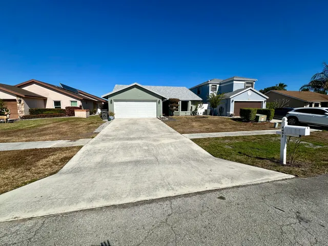 $3,500 | 4492 Brook Drive, West Palm Beach, FL 33417