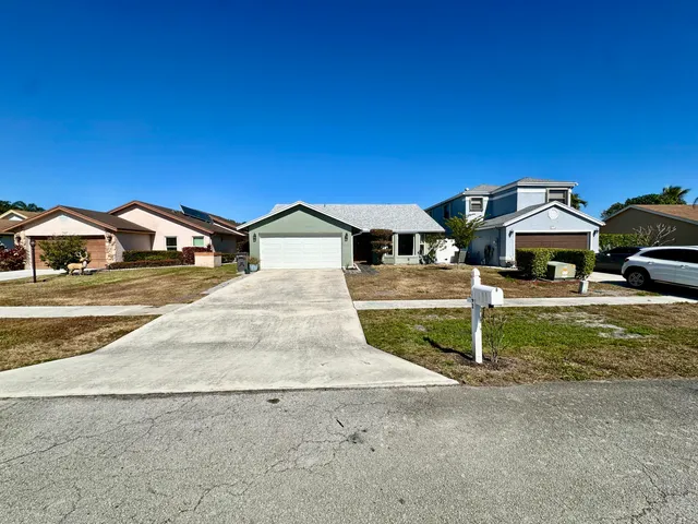 $3,500 | 4492 Brook Drive, West Palm Beach, FL 33417