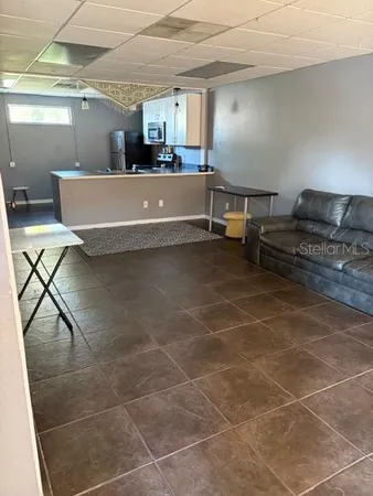 $1,650 | 1426 Gulf To Bay Boulevard, Unit 5, Clearwater, FL 33755