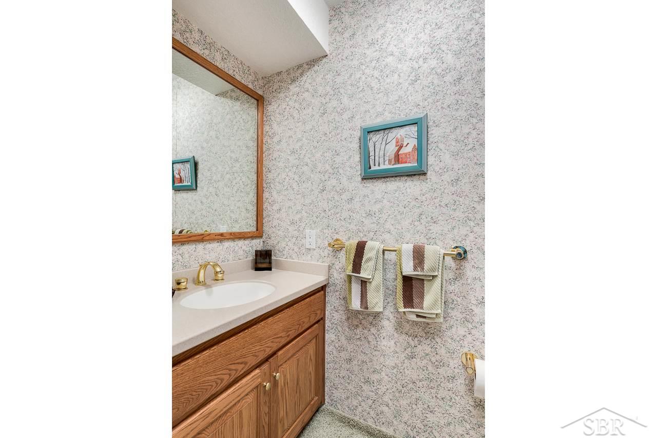59 Harbour View Point Linwood, MI 48634 - Photo 14 of 23 Bathroom