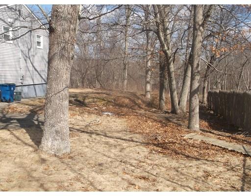 52 Woodlawn Road Randolph, MA 02368 - Photo 3 of 20 Gallery Image 3
