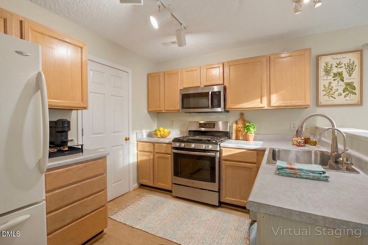 2 Red Bluff Court Durham, NC 27713 - Photo 21 of 62
