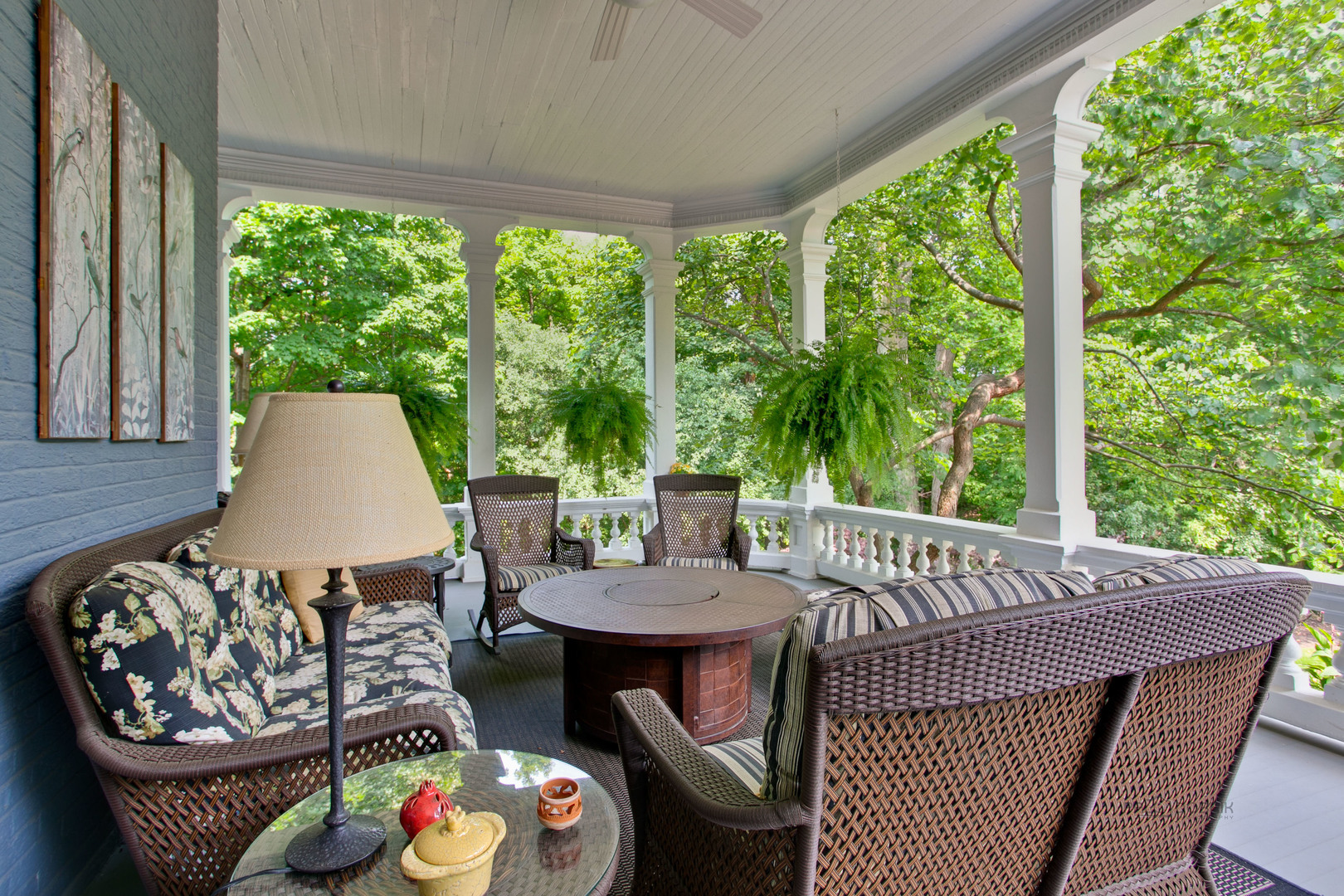 644 East Deerpath Road Lake Forest, IL 60045 - Photo 13 of 48 a outdoor dining space with furniture and outdoor view