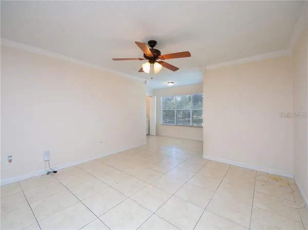 $1,300 | 4606 Commander Drive, Unit 1124, Orlando, FL 32822