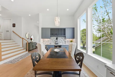 $1,595,000 | 4303 Dorothy Street, Bellaire, TX 77401