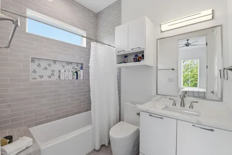 $1,595,000 | 4303 Dorothy Street, Bellaire, TX 77401