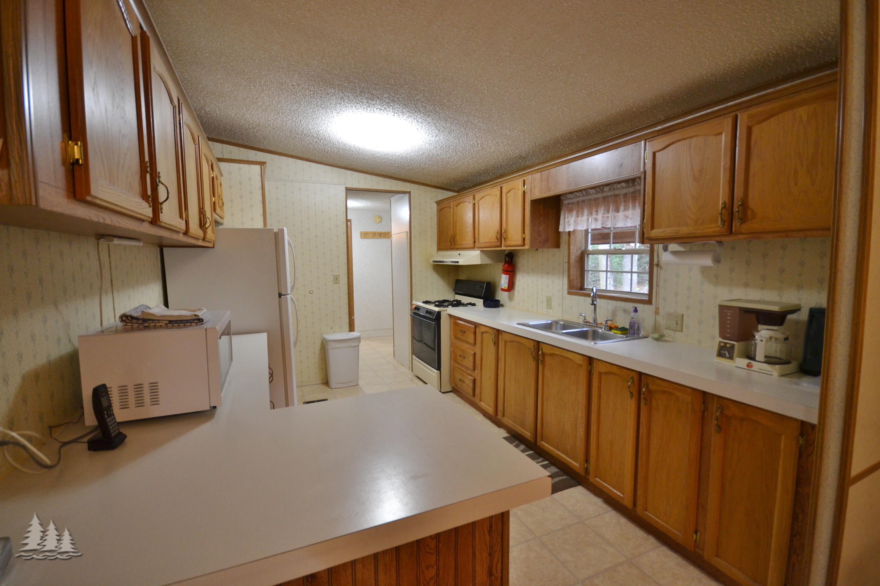 565 North Red Oak Road Lewiston, MI 49756 - Photo 10 of 42 Gallery Image 10