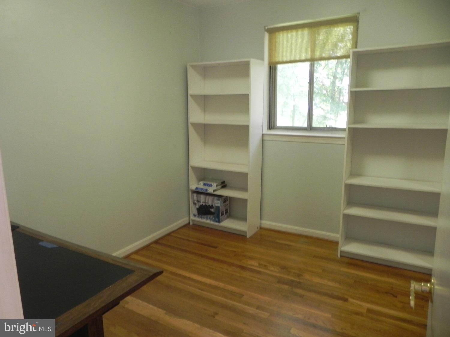 6805 Landor Lane Springfield, VA 22152 - Photo 17 of 22 Bedroom 3