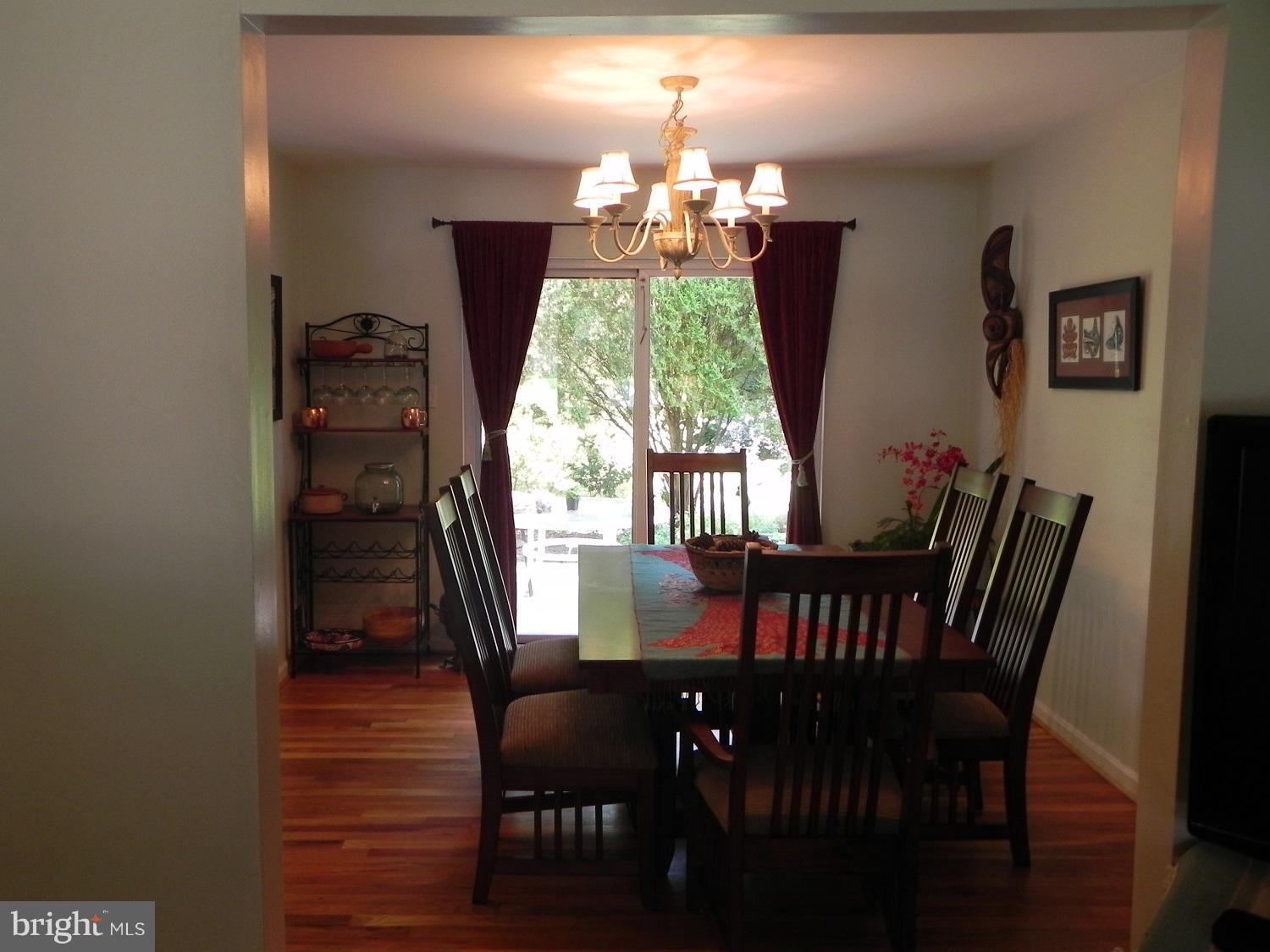 6805 Landor Lane Springfield, VA 22152 - Photo 6 of 22 Dining Room