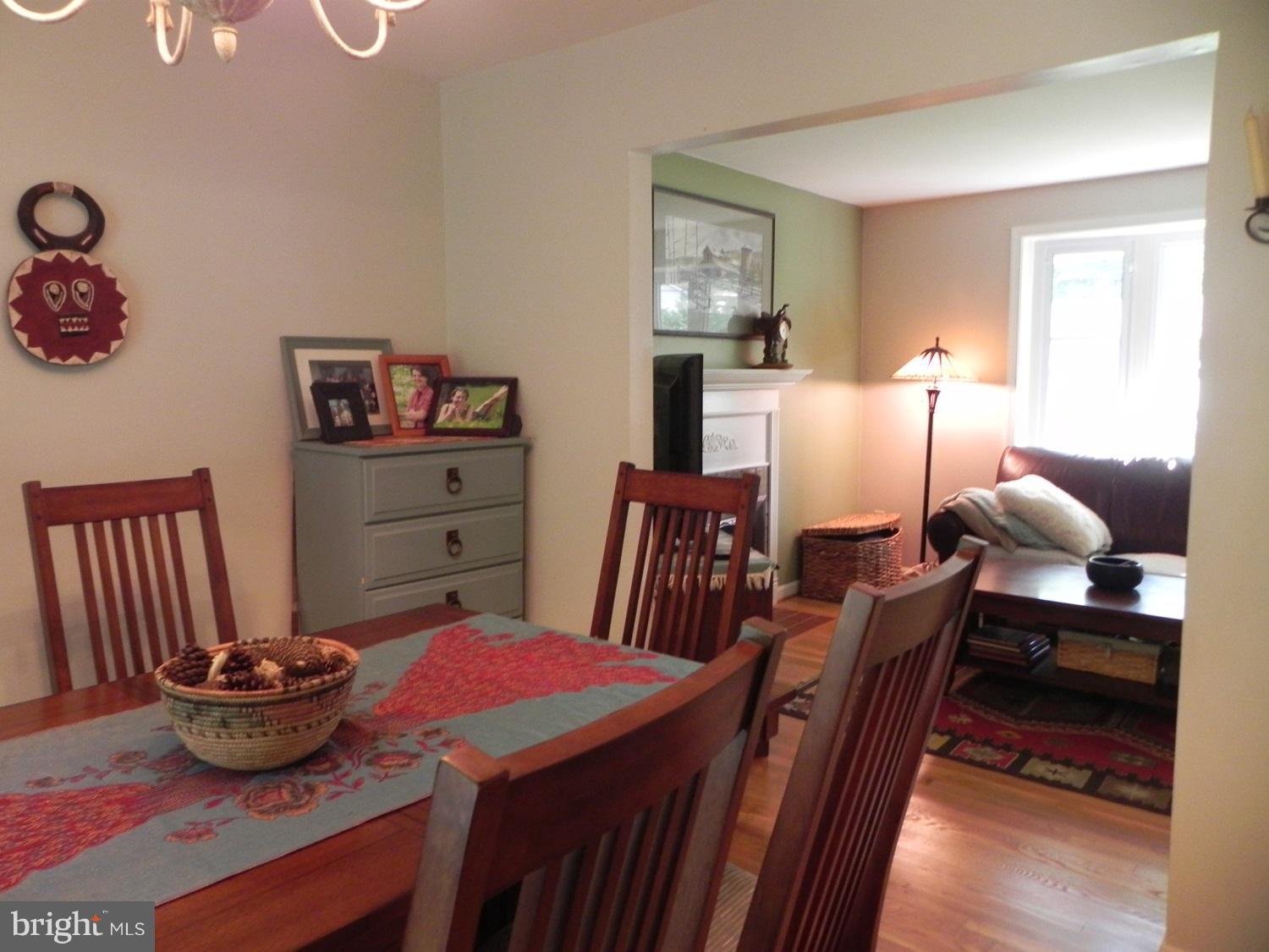 6805 Landor Lane Springfield, VA 22152 - Photo 8 of 22 Dining Room