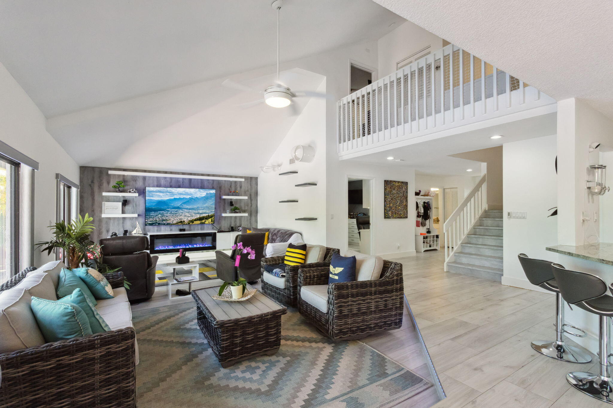 6601 Sweet Maple Lane Boca Raton, FL 33433 - Photo 13 of 59 Living Room