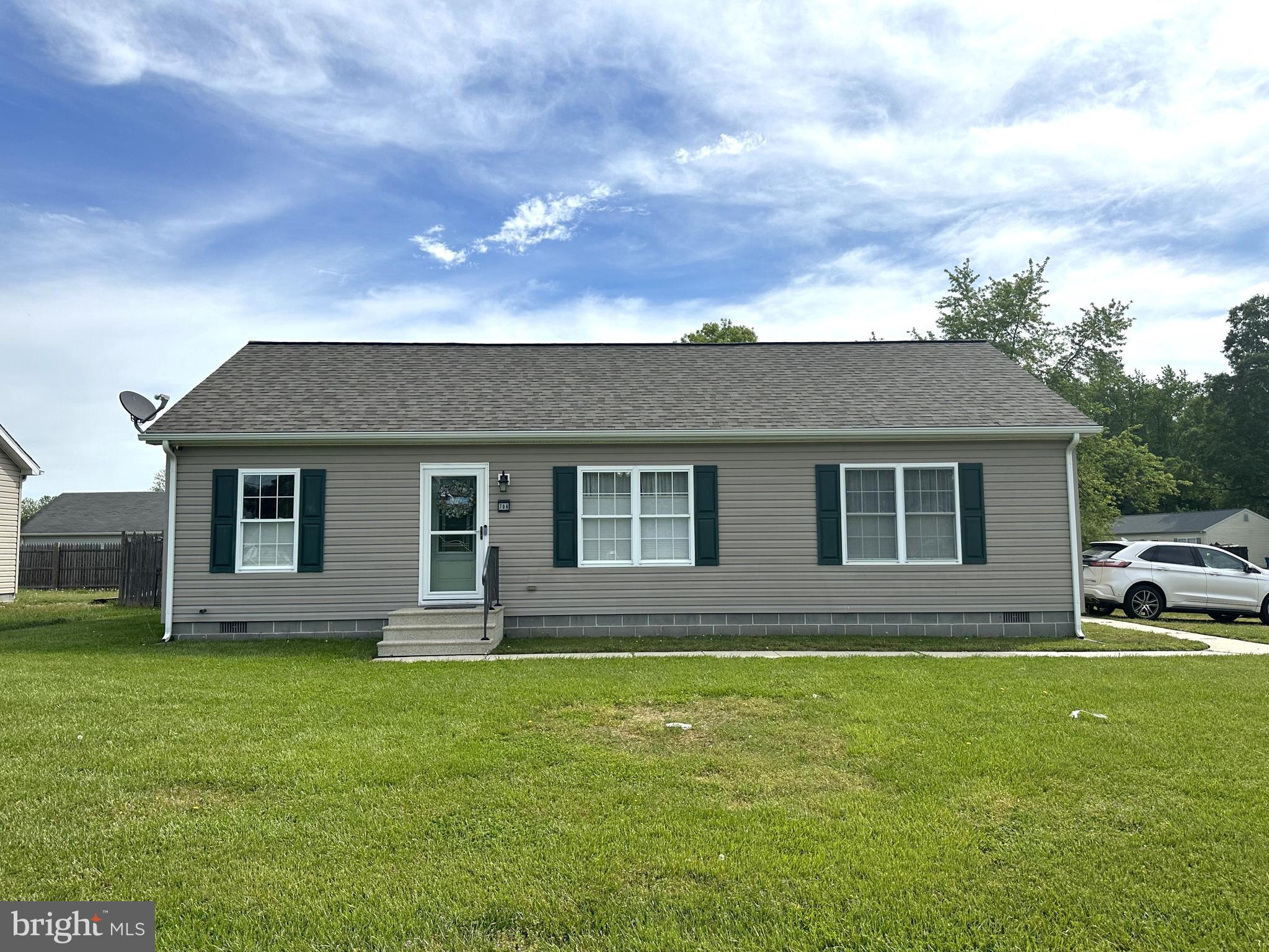 706 Central Avenue Ridgely, MD 21660 - Photo 1 of 22 Well maintained rancher on corner lot