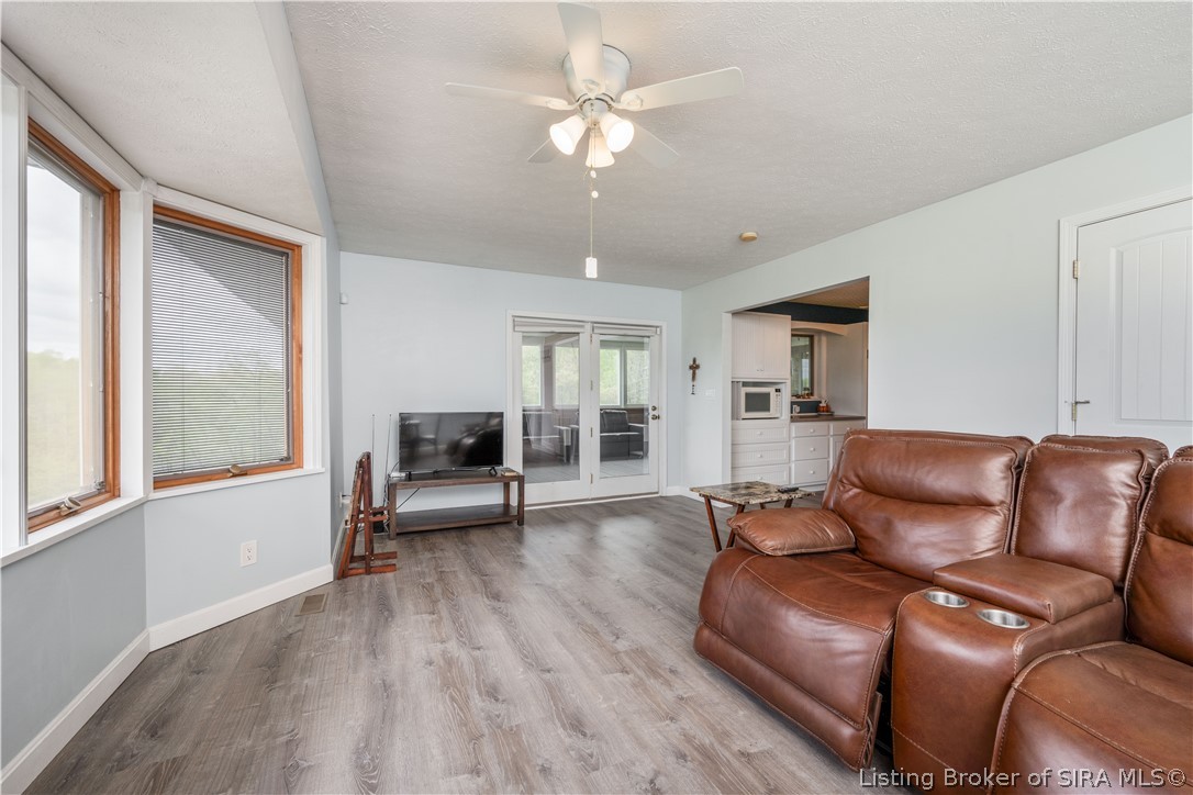 9605 Cooks Mill Road Georgetown, IN 47122 - Photo 7 of 42