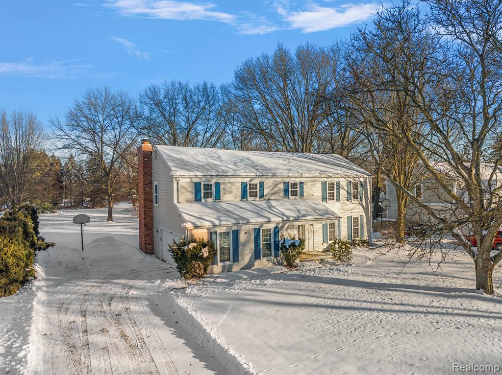 28696 Roxbury Street Farmington Hills, MI 48331 - Photo 5 of 55