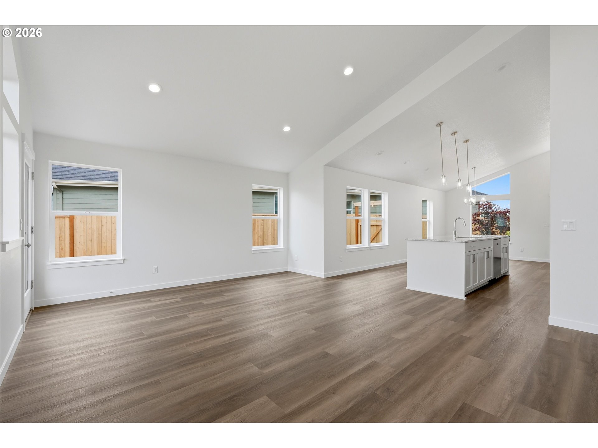 1723 Southeast Hankel Street Dallas, OR 97338 - Photo 10 of 22