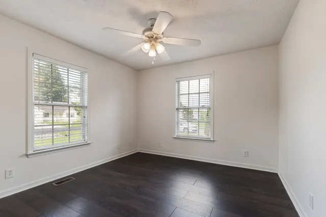 $455,000 | 913 Indian Springs Circle, Manchester, TN 37355