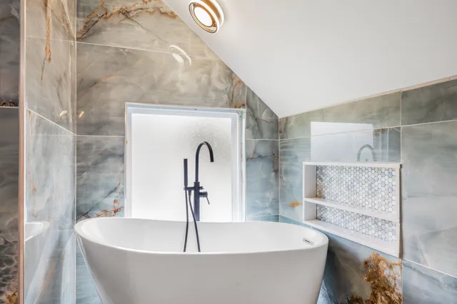 $455,000 | 913 Indian Springs Circle, Manchester, TN 37355