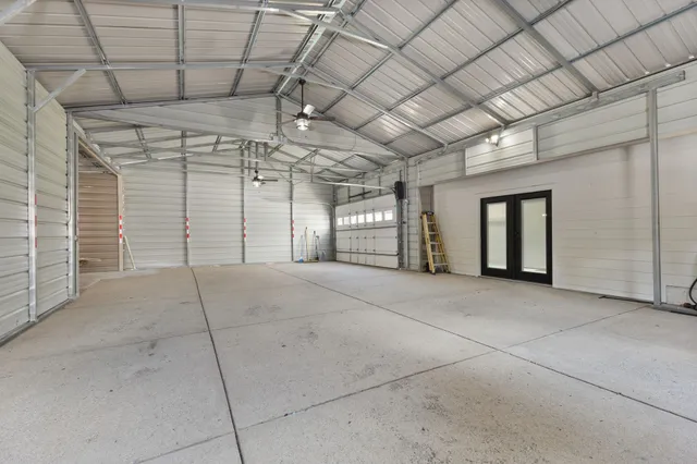 $455,000 | 913 Indian Springs Circle, Manchester, TN 37355