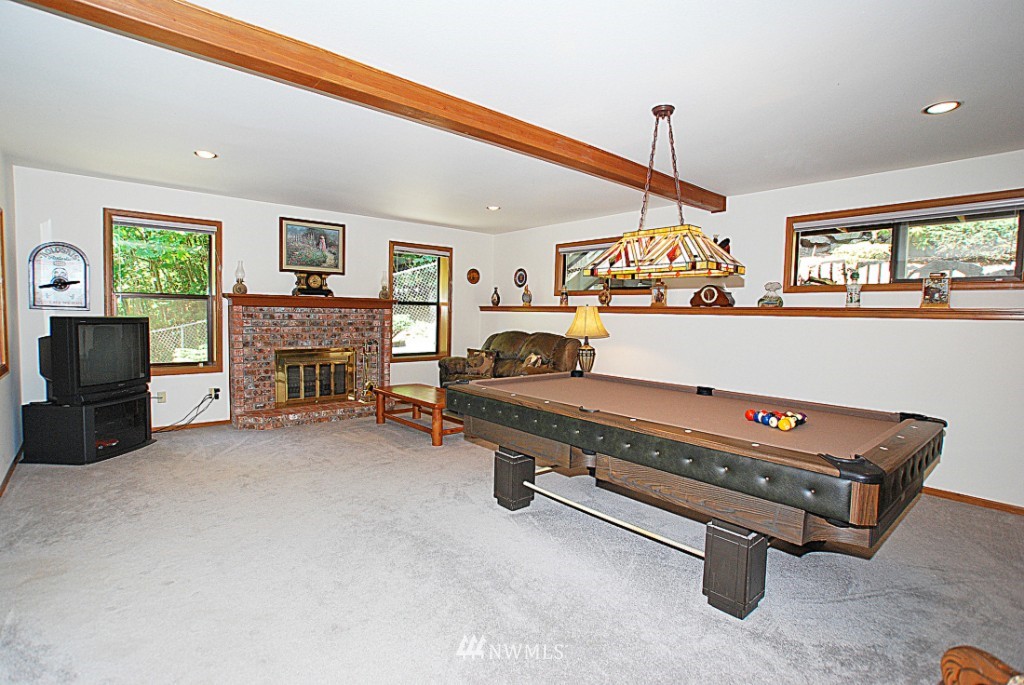 19228 Sprague Drive Bothell, WA 98012 - Photo 8 of 14 Gallery Image 8