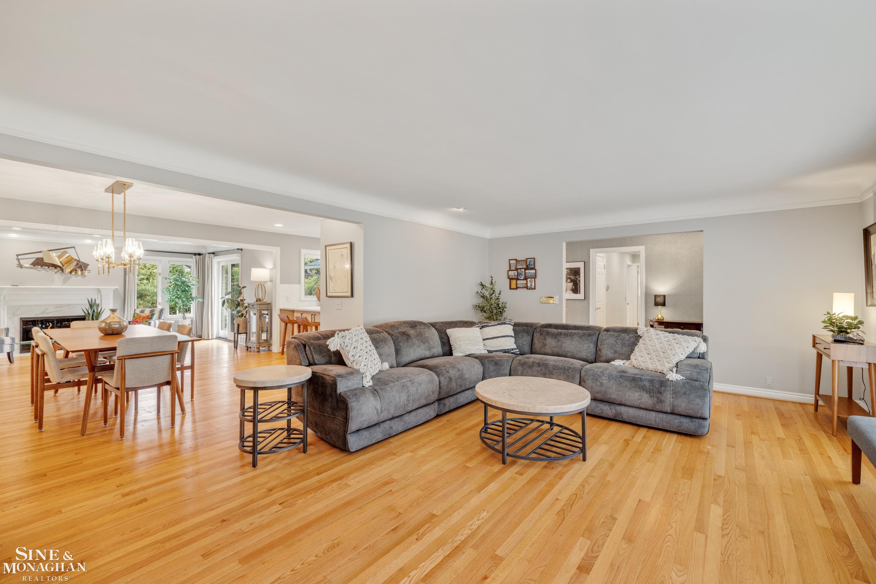 74 Stonehurst Road Grosse Pointe Shores, MI 48236 - Photo 10 of 85 Gallery Image 10