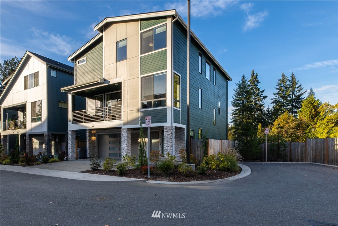 129 198th Street Southeast Bothell, WA 98012 - Photo 2 of 34