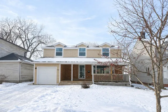 $499,900 | 752 Lakecrest Drive, Menasha, WI 54952