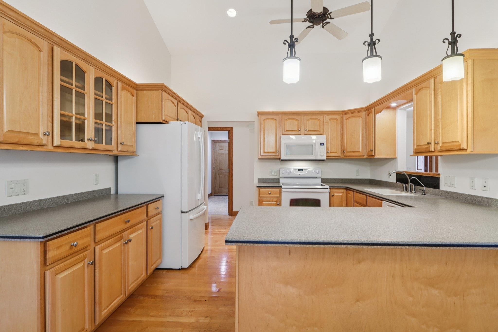 1233 West Sherman Fort Fort Atkinson, WI 53538 - Photo 13 of 45