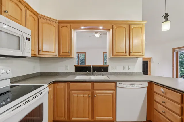 $459,900 | 1233 West Sherman Fort, Fort Atkinson, WI 53538