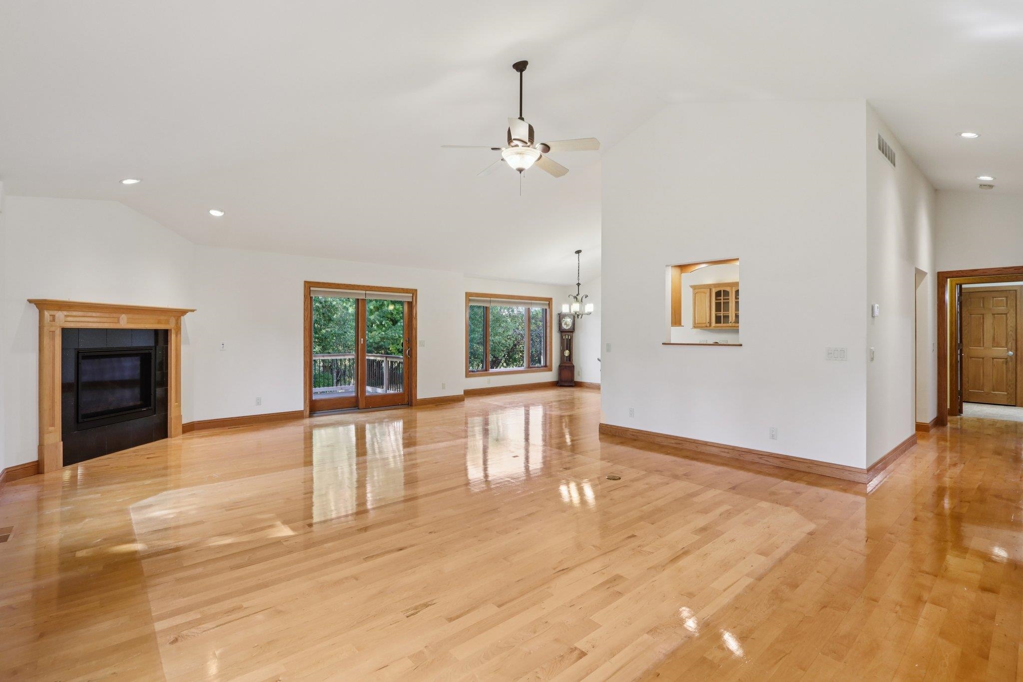 1233 West Sherman Fort Fort Atkinson, WI 53538 - Photo 4 of 45