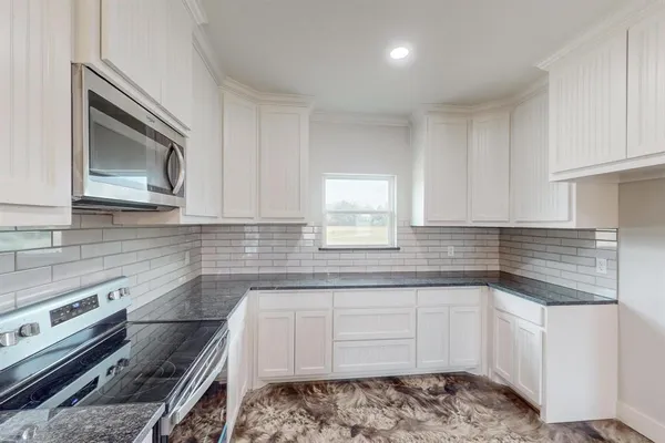 $320,000 | 2 Shoemaker Road, Bellevue, TX 76228