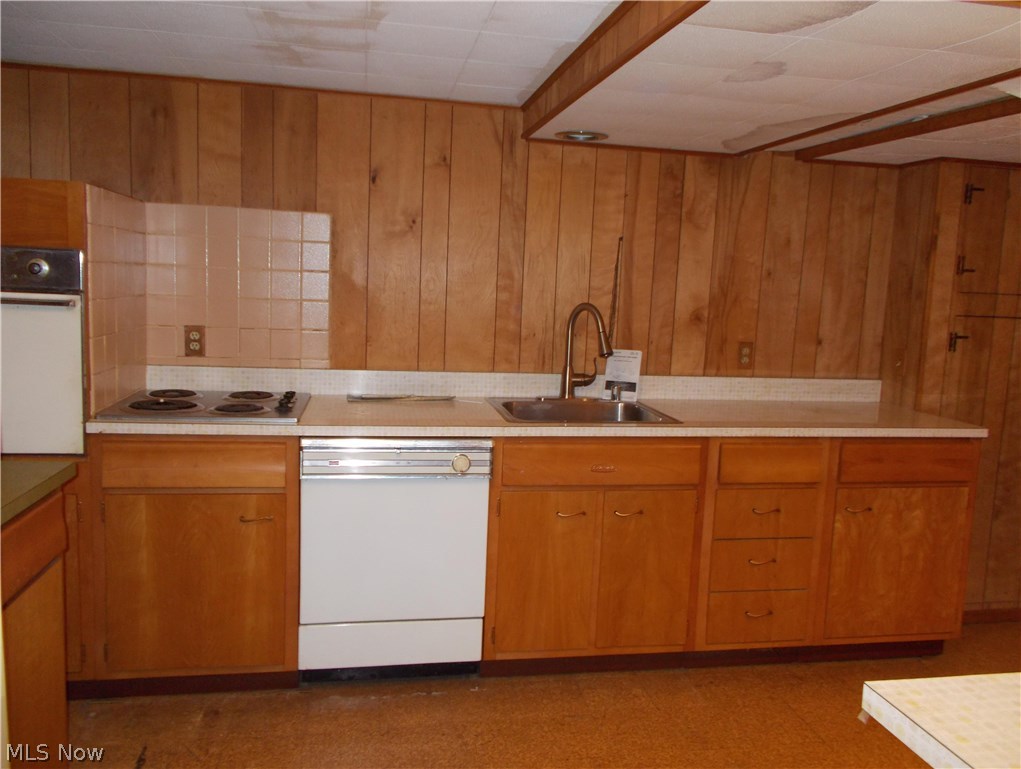 1237 Hereford Road Cleveland, OH 44118 - Photo 23 of 26 Gallery Image 23