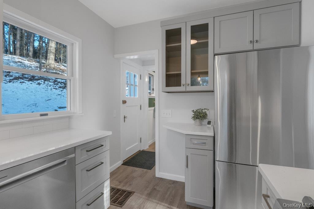 158 Millwood Road Chappaqua, NY 10546 - Photo 15 of 27