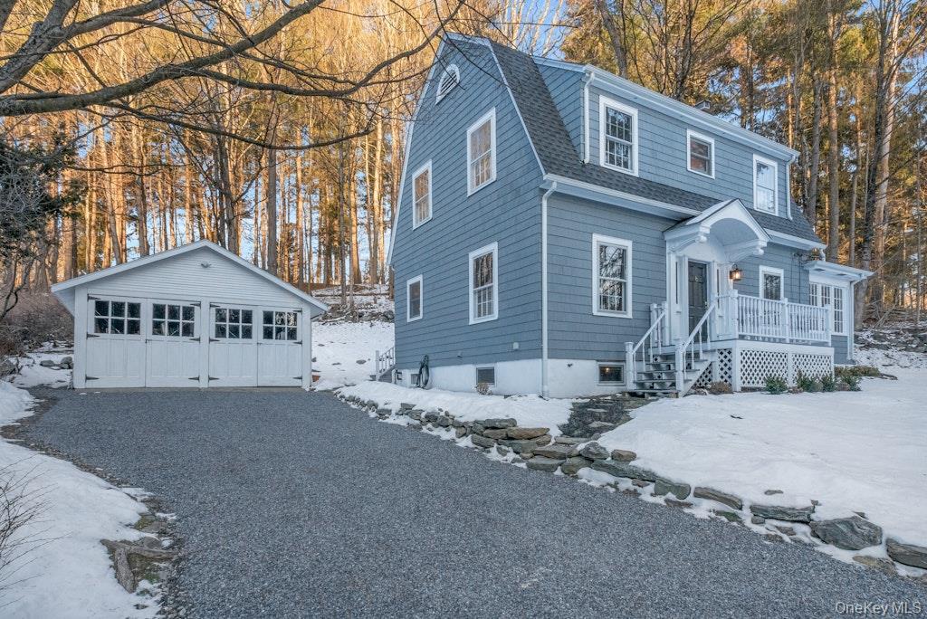 158 Millwood Road Chappaqua, NY 10546 - Photo 2 of 27