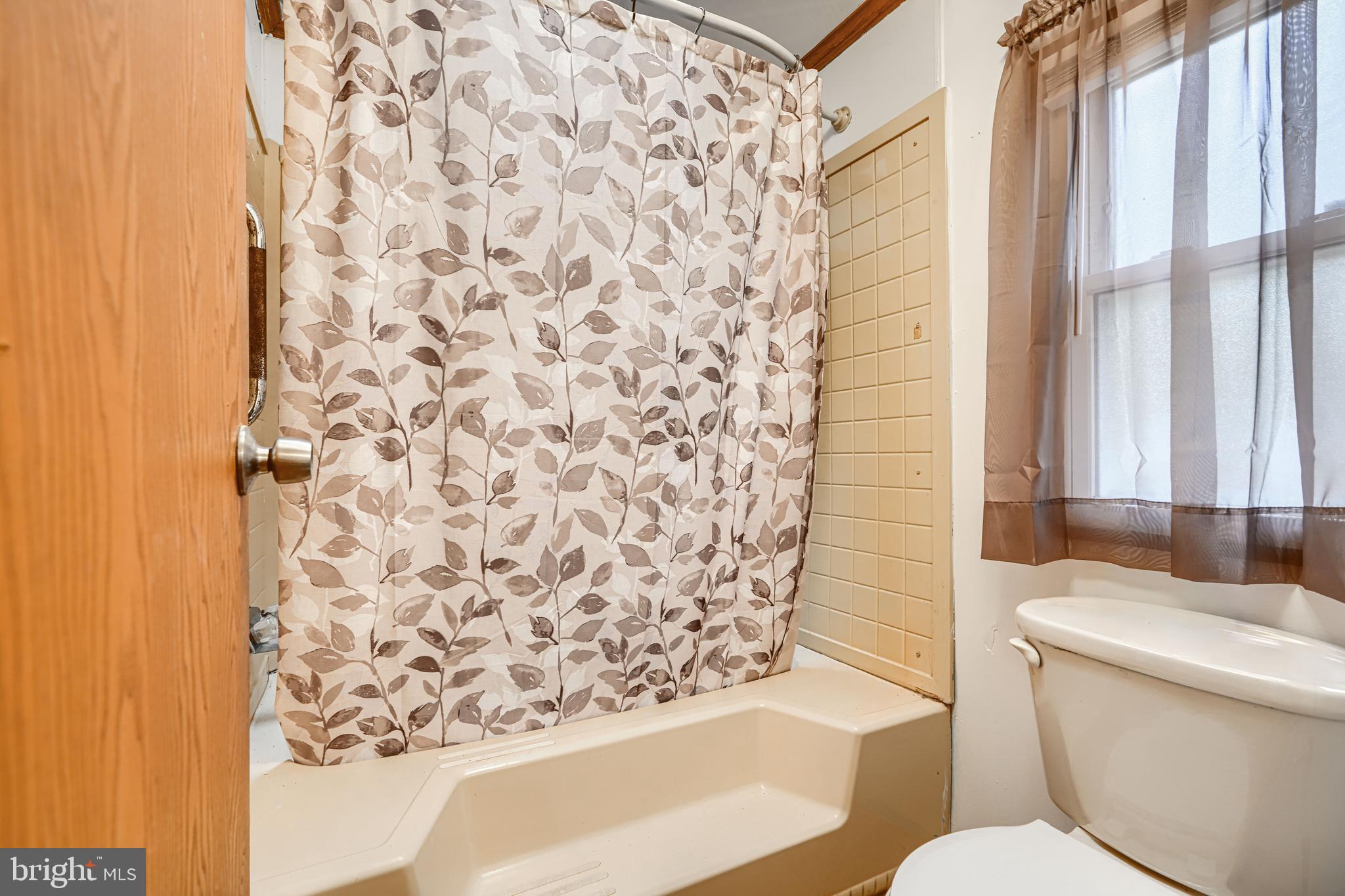 117 Rodeo Circle Middle River, MD 21220 - Photo 18 of 28 Primary Bathroom