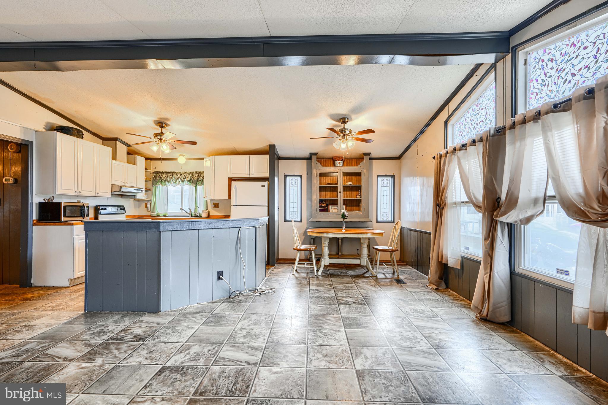 117 Rodeo Circle Middle River, MD 21220 - Photo 9 of 28 Kitchen and Dining Area