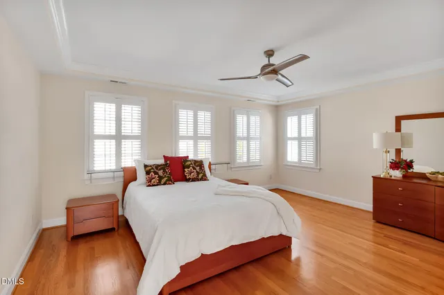 $950,000 | 100 Maywood Way, Chapel Hill, NC 27516