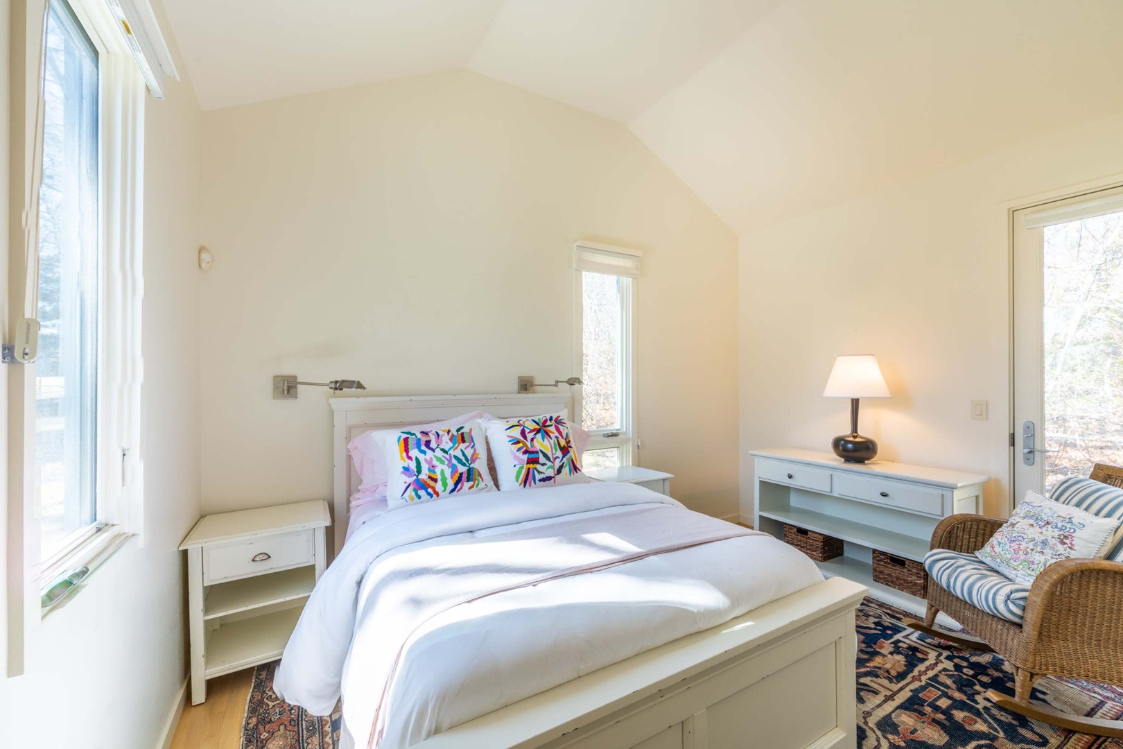 8 Snail Road Chilmark, MA 02535 - Photo 44 of 53 Guest house bedroom