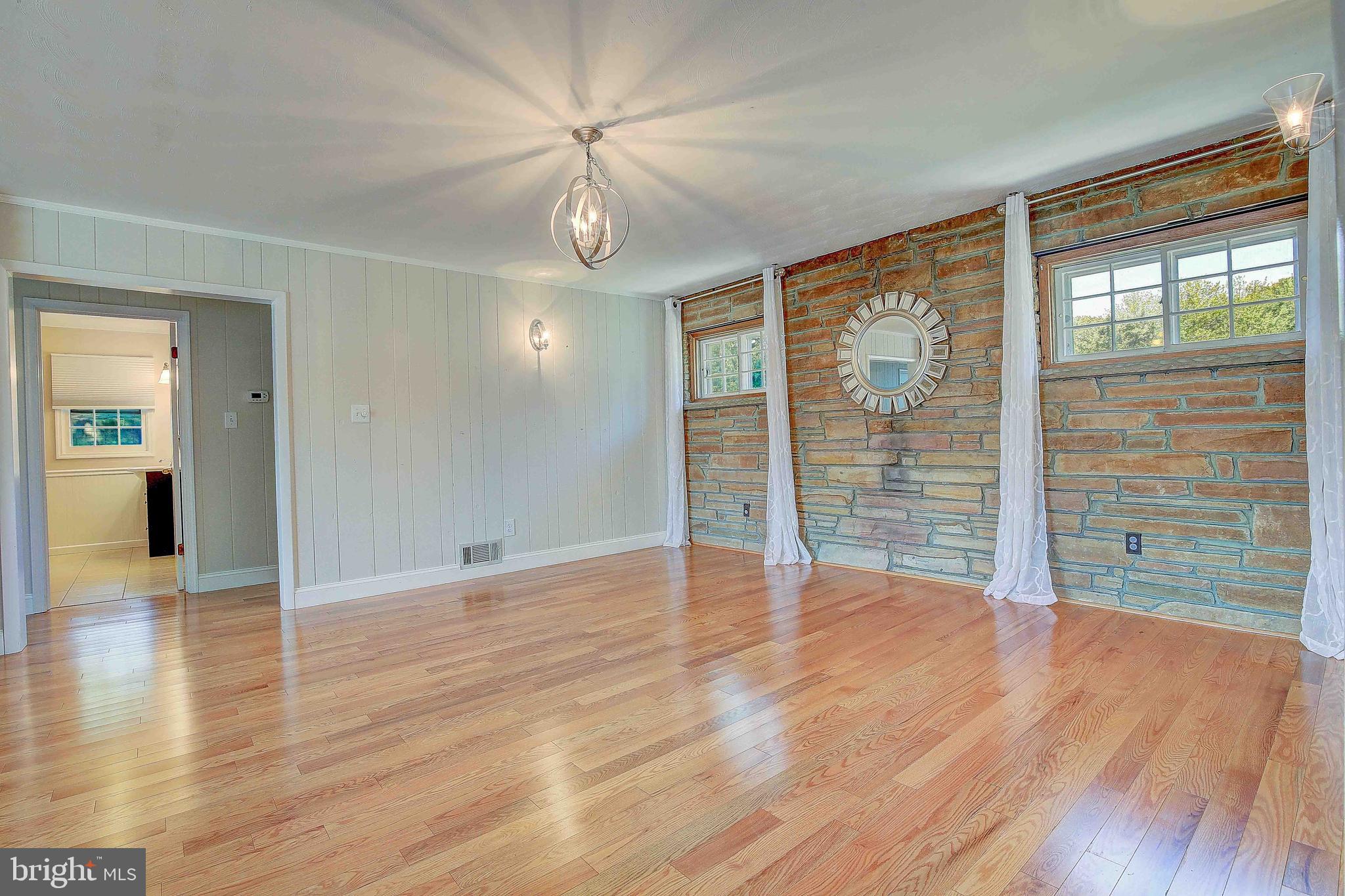 7820 Bertha Road Pasadena, MD 21122 - Photo 11 of 32 Gallery Image 11
